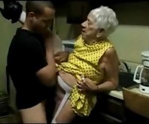 Granny 91 yo fucking..