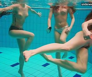 3 nude girls have fun..